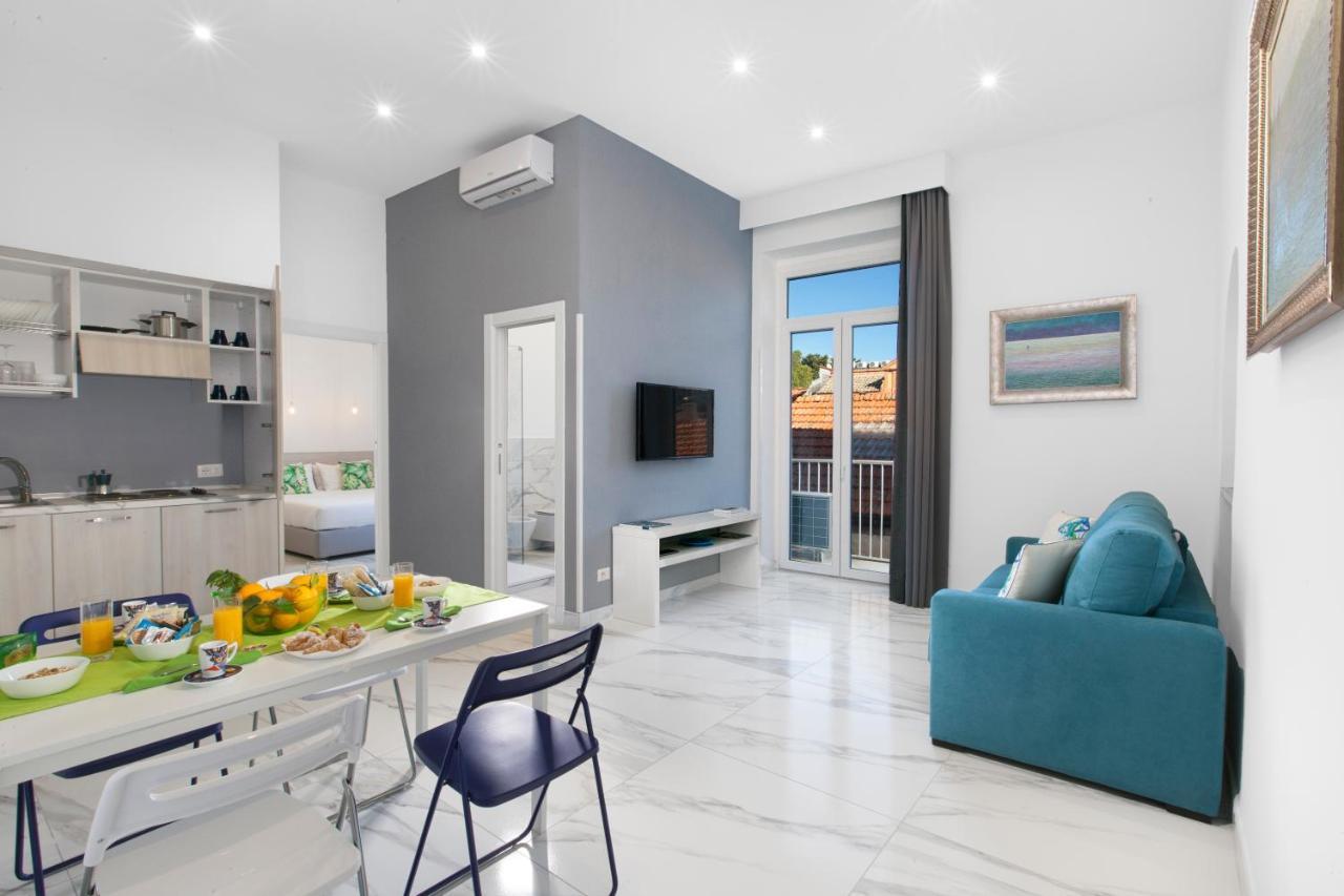 Апартаменти Piazza Tasso Max 1 Сорренто Екстер'єр фото
